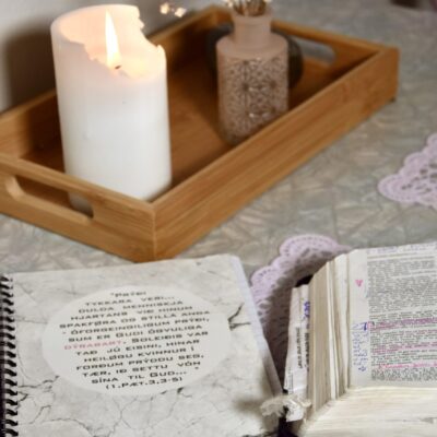 Bøkur, pennar og tílíkt